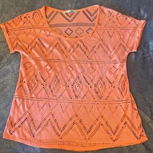 Fun Maurices peach colored, cut out short sleeve